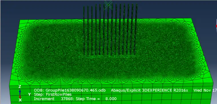 ABAQUS CEL (例9) 陆上群桩贯入多层土的图5