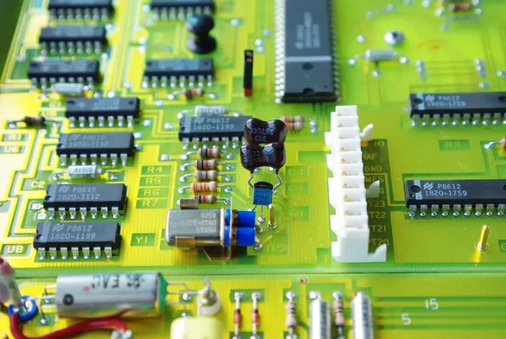 干货 | PCB Layout 跳坑指南：PCB走线角度选择不该90°？的图5