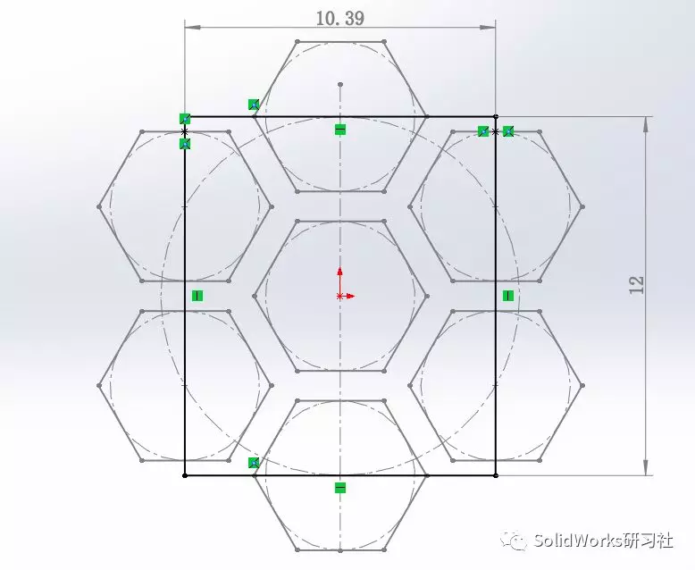 SolidWorks曲面建模：五边形镂空圆环的图3