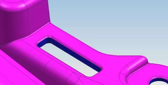 UG NX汽车零件分型面的构建思路之补孔技巧的图8