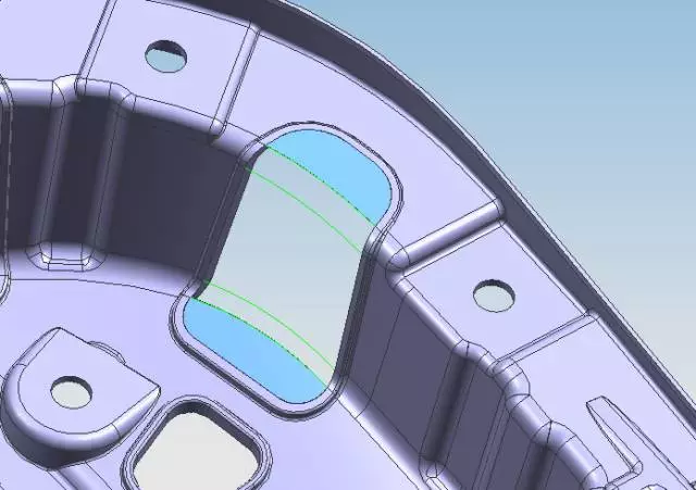 UG NX汽车零件分型面的构建思路之补孔技巧的图4